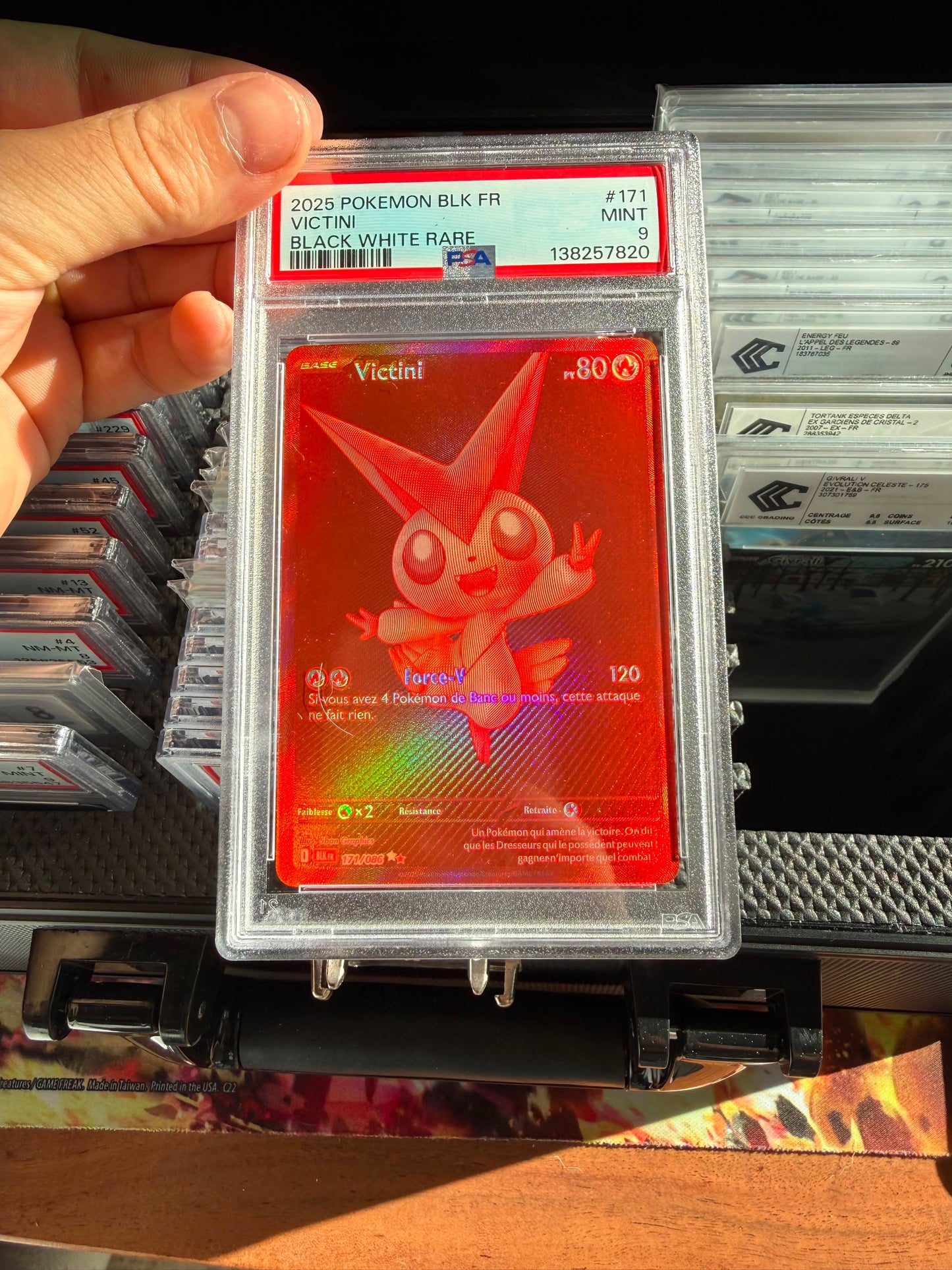 Victini 171/086 PSA 9 FR