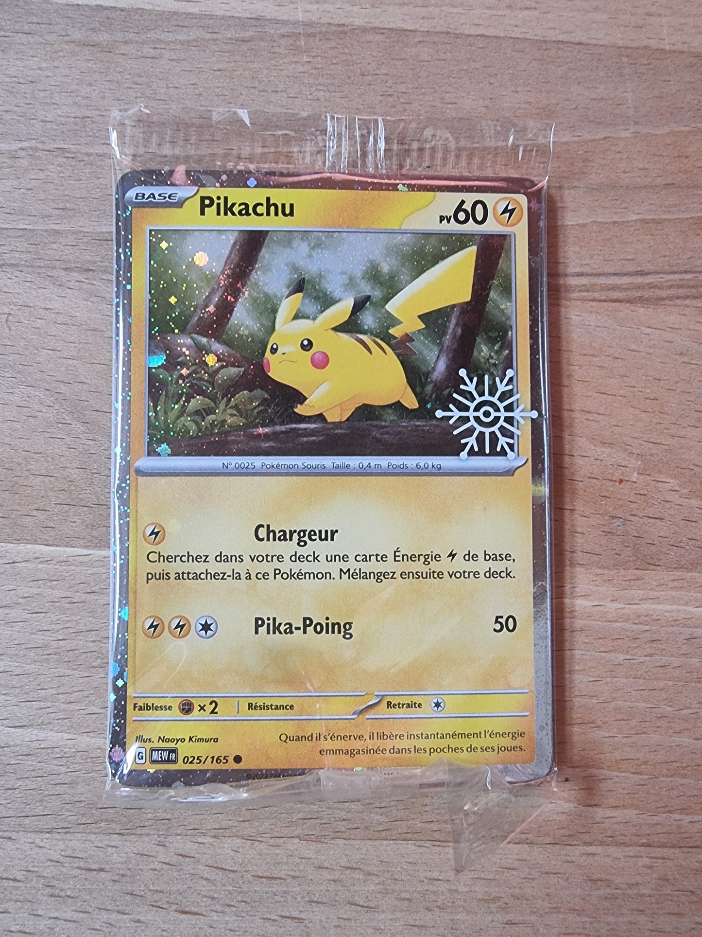 Pikachu 025/165 (Promo Snowflake) FR