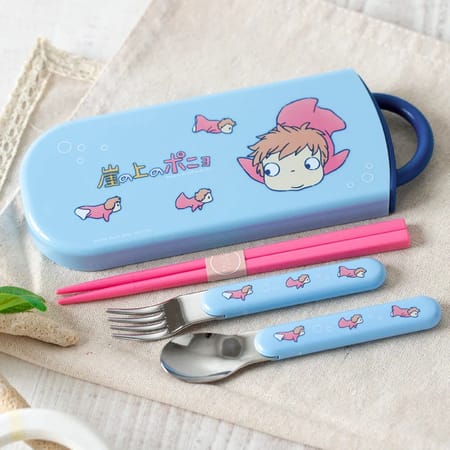 Ghibli - Ponyo sur la falaise - Set Baguettes Cuillère Fourchette Ponyo dans la mer