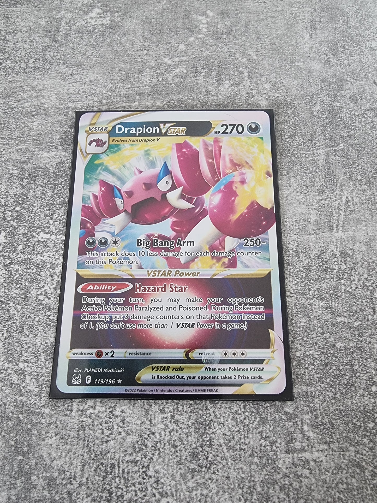 Drapion VSTAR 119/196 EN