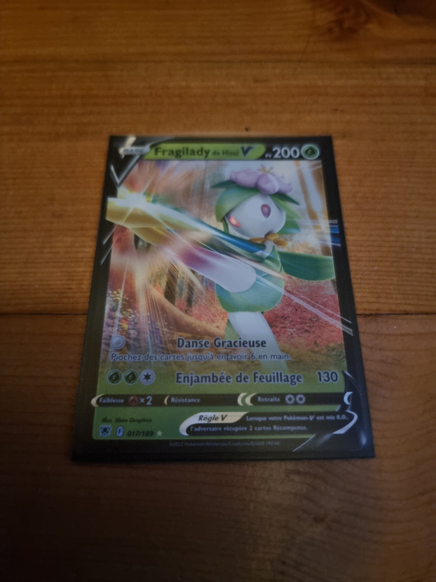 Fragilady de Hisui V 017/189 FR